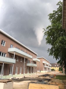 Tornado über der Baustelle